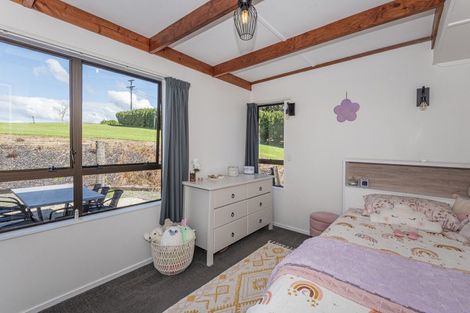 Photo of property in 400 Apotu Road, Kauri, Kamo, 0185