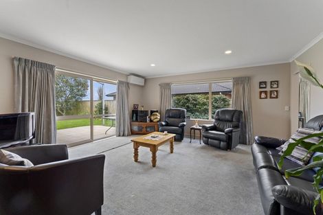 Photo of property in 15 Bertelsen Court, Otaki, 5512
