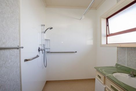 Photo of property in 88 Pipiroa Road, Ngatea, 3503