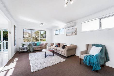 Photo of property in 45 Shakespear Road, Army Bay, Whangaparaoa, 0930