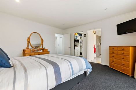 Photo of property in 5 Holly Place, Rangiora, 7400