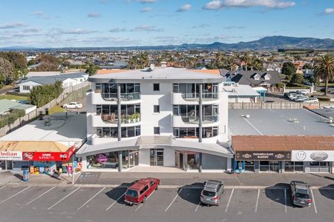 Photo of property in 6/1086 Papamoa Beach Road, Papamoa Beach, Papamoa, 3118