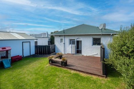 Photo of property in 13 Collins Street, Hawera, 4610
