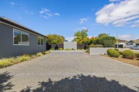 Photo of property in 154 Harewood Road, Papanui, Christchurch, 8053