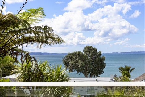 Photo of property in 32a Langton Road, Stanmore Bay, Whangaparaoa, 0932