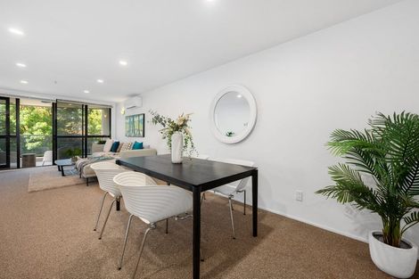 Photo of property in 1c/175 Hurstmere Road, Takapuna, Auckland, 0622