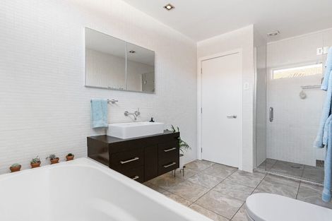 Photo of property in 38 Hukanui Crescent, Ponsonby, Auckland, 1021