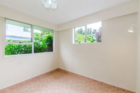 Photo of property in 13 Hookway Grove, Paraparaumu, 5032
