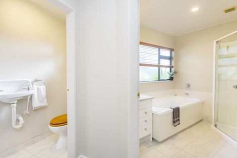 Photo of property in 34 Birkinshaw Grove, Riverstone Terraces, Upper Hutt, 5018