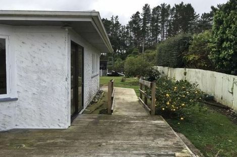 Photo of property in 12 Moana Road, Tinopai, Matakohe, 0593