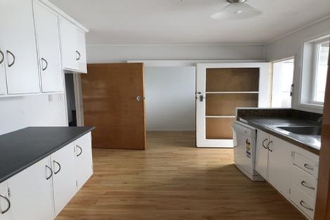 Photo of property in 53 Blakeborough Drive, Forrest Hill, Auckland, 0620