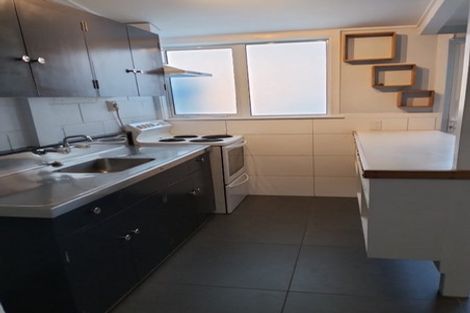 Photo of property in 7/23 Collins Avenue, Tawa, Wellington, 5028