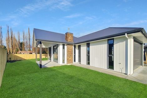 Photo of property in 30 Oldfield Lane, Marton, 4710