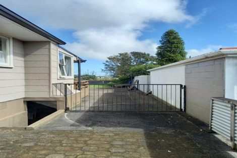Photo of property in 446 Carrington Street, Upper Vogeltown, New Plymouth, 4310