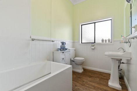 Photo of property in 9 Garrison Street, Carterton, 5713