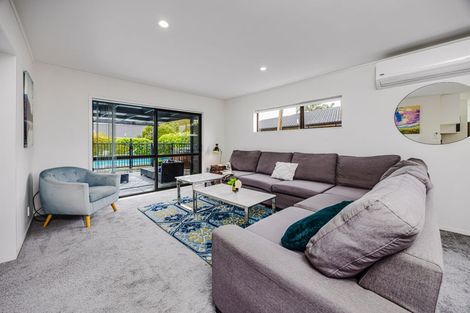 Photo of property in 36 Brylee Drive, Conifer Grove, Takanini, 2112