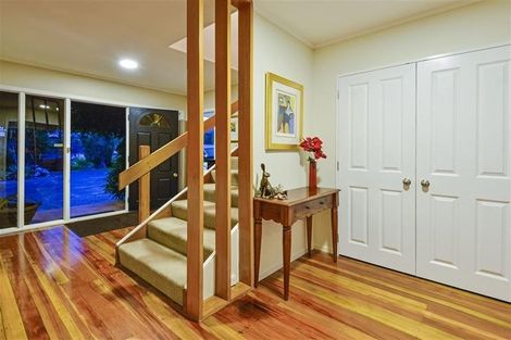 Photo of property in 15 Waiake Street, Torbay, Auckland, 0630