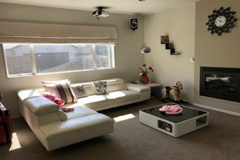 Photo of property in 76 Kyle Road, Greenhithe, Auckland, 0632