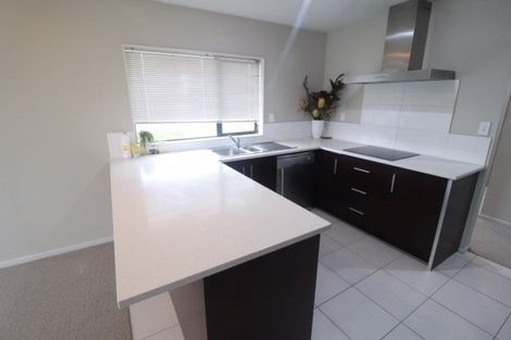 Photo of property in 12 Riverglade Parkway, Te Atatu South, Auckland, 0610