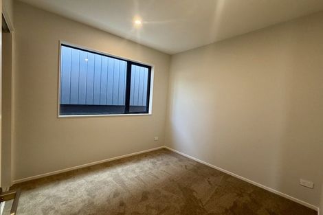 Photo of property in 17 Mahinga Kai Road, Orewa, 0931