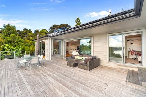 Photo of property in 3 Glance Street, Sandspit, Warkworth, 0982