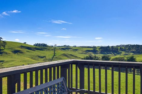 Photo of property in 996 Awhitu Road, Pollok, Waiuku, 2683