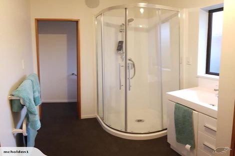 Photo of property in 2/56 Kerrs Road, Avonside, Christchurch, 8061