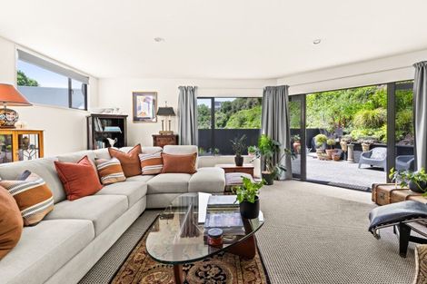 Photo of property in 145 Milton Road, Bluff Hill, Napier, 4110