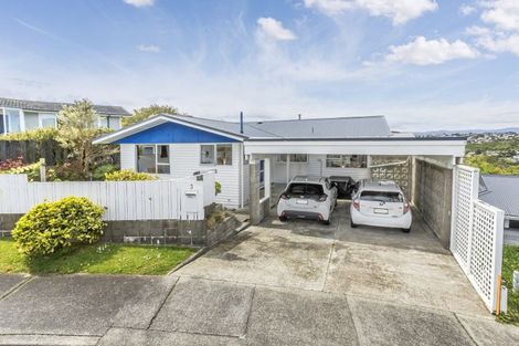 Photo of property in 3 Kimball Place, Johnsonville, Wellington, 6037