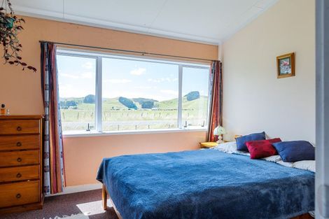 Photo of property in 18 Martin Road, Papatawa, Woodville, 4998