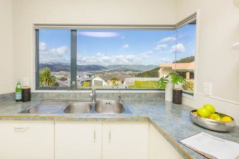 Photo of property in 34 Birkinshaw Grove, Riverstone Terraces, Upper Hutt, 5018