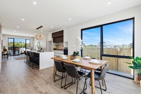 Photo of property in 14 Waihou Crescent, Albany Heights, Auckland, 0632