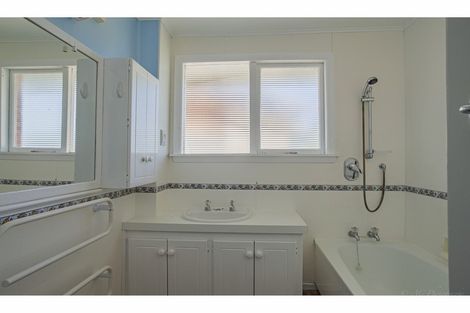 Photo of property in 94 Kent Street, Marchwiel, Timaru, 7910