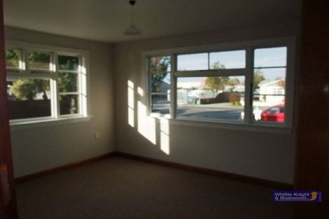 Photo of property in 2/8 Wharenui Road, Upper Riccarton, Christchurch, 8041