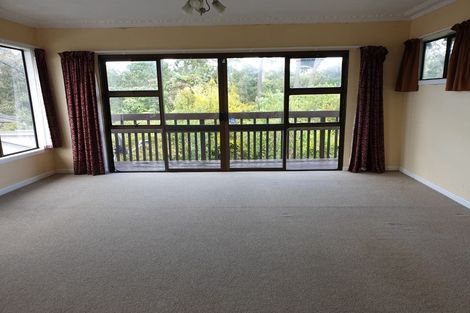 Photo of property in 16 Lewis Street, Blockhouse Bay, Auckland, 0600