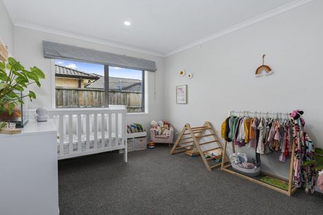 Photo of property in 50 Penetaka Heights, Pyes Pa, Tauranga, 3112