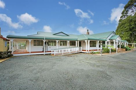 Photo of property in 59 Chamberlain Road, Bombay, 2675