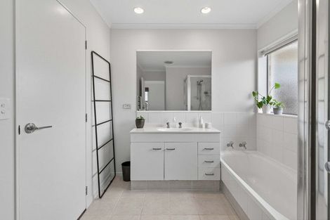 Photo of property in 30 Pelorus Street, Welcome Bay, Tauranga, 3112