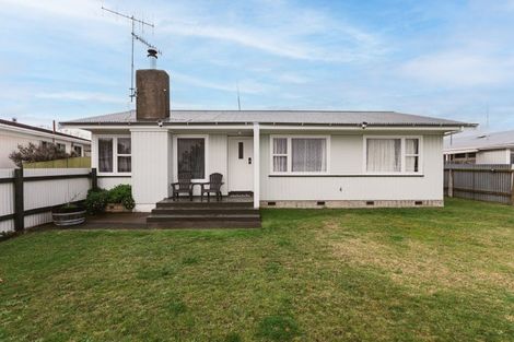 Photo of property in 18 Norwich Crescent, Tamatea, Napier, 4112