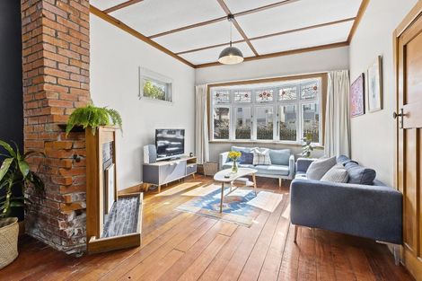 Photo of property in 39 Dee Street, Island Bay, Wellington, 6023