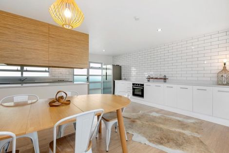 Photo of property in 1220a Papamoa Beach Road, Papamoa Beach, Papamoa, 3118