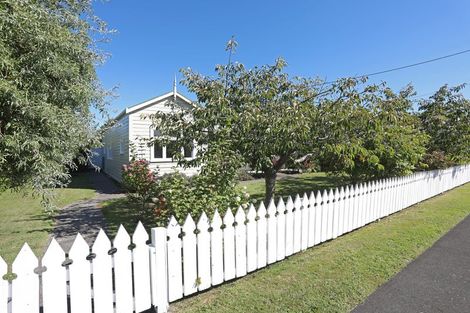 Photo of property in 12 High Street, Bulls, 4818