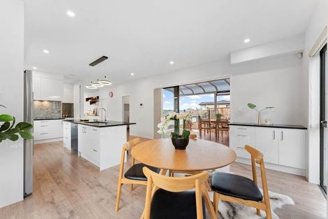 Photo of property in 7 Lawson Creek Street, Massey, Auckland, 0614