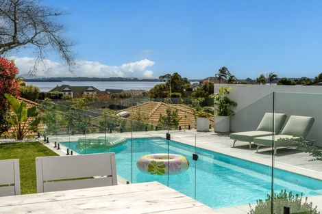 Photo of property in 129 Kings Avenue, Matua, Tauranga, 3110