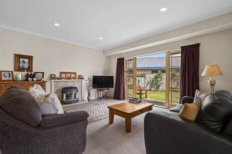 Photo of property in 35 Madison Avenue, Milson, Palmerston North, 4414