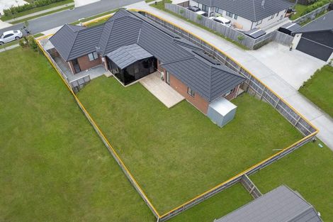 Photo of property in 17 Peacock Place, Pokeno, 2402