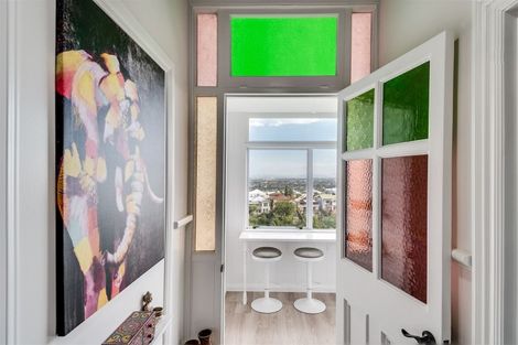 Photo of property in 30 Colenso Avenue, Hospital Hill, Napier, 4110