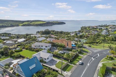 Photo of property in 52 Shakespear Road, Army Bay, Whangaparaoa, 0930