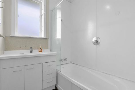 Photo of property in 1/57 Valentine Street, Papakura, 2110