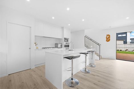 Photo of property in 1 Te Mura Crescent, Takanini, 2112